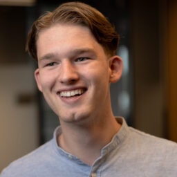 Mark van den noort sales accountone